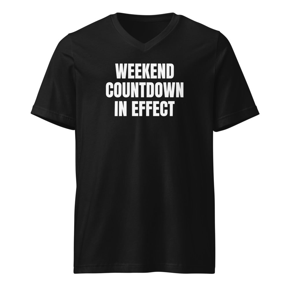 WEEKEND COUNTDOWN IN EFFECT v-neck tee, black