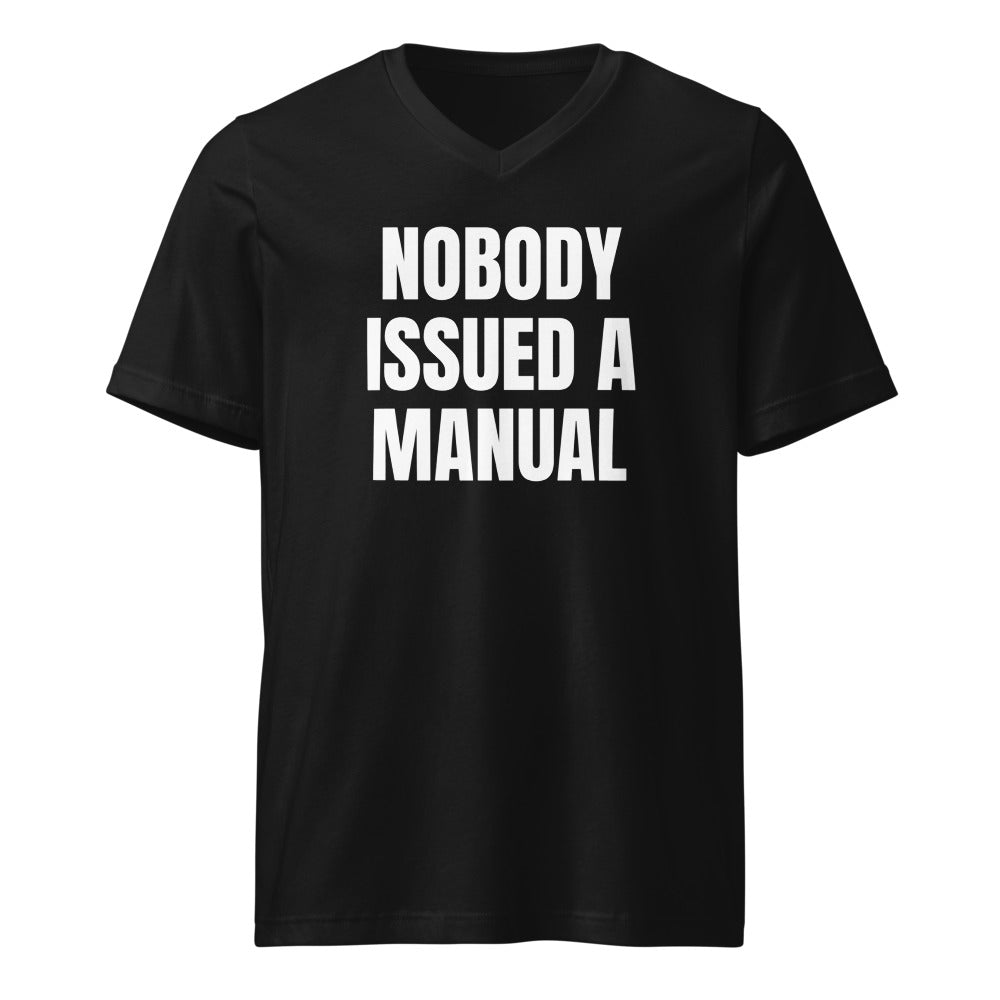 NOBODY ISSUED A MANUAL v-neck tee, black